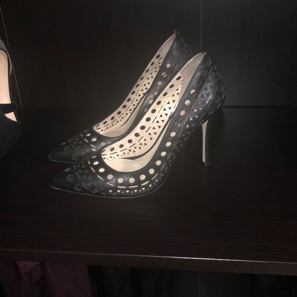 BCBG Cutout heels, size 7 - Picture 1 of 3